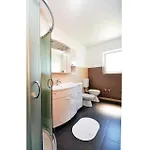 2 Bedroom Gorgeous In *