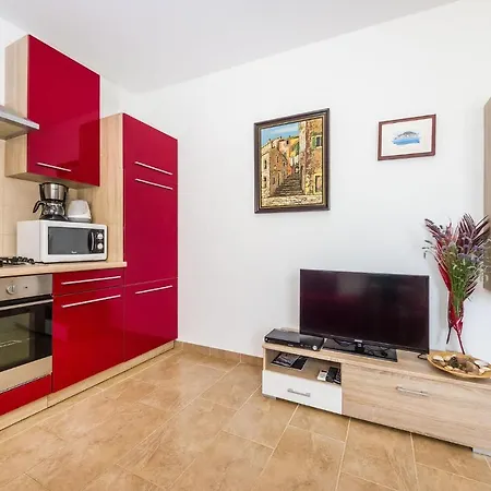 Amazing In With Kitchen Apartment Zdrelac