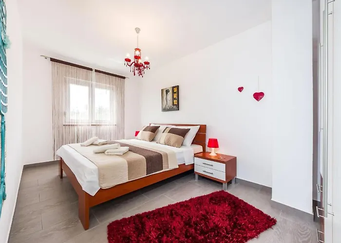 Appartamento 2 Bedroom Gorgeous In Ždrelac