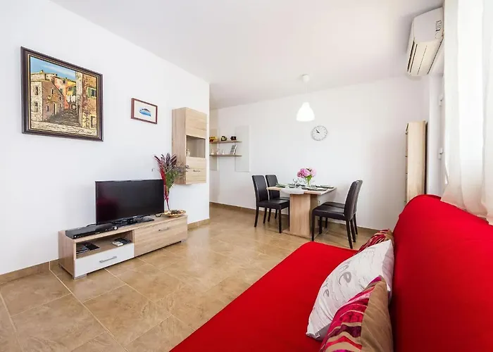 2 Bedroom Gorgeous In *