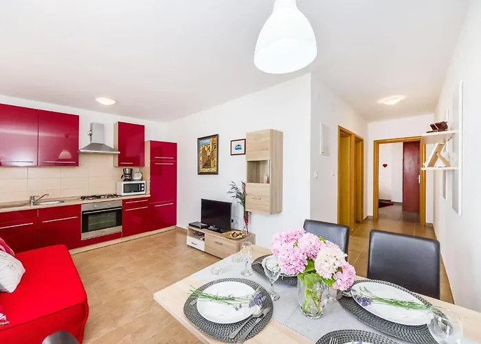 2 Bedroom Gorgeous In Ždrelac